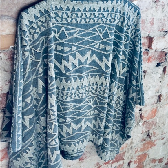 ASOS Tribal Print Top Size M - Picture 2 of 4